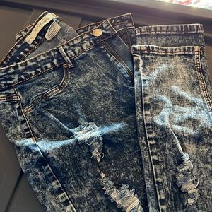 JW Signature jeans